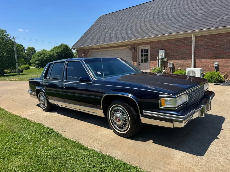 1987 Cadillac Fleetwood - Image 5 of 12