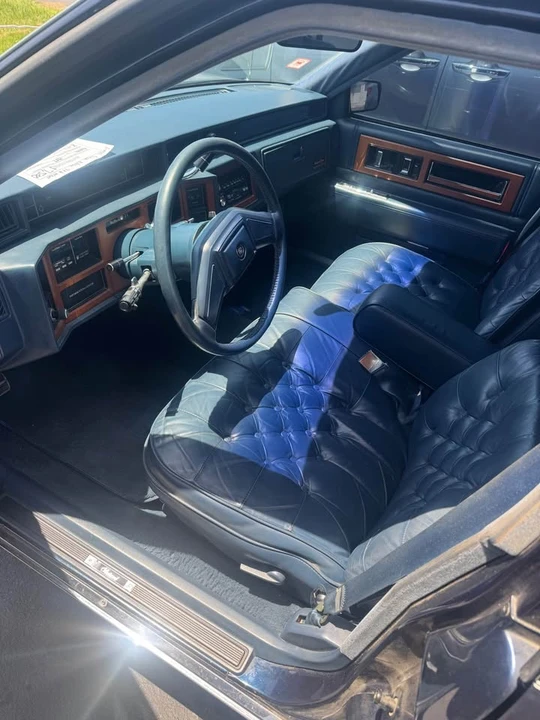 1987 Cadillac Fleetwood - Image 10 of 12