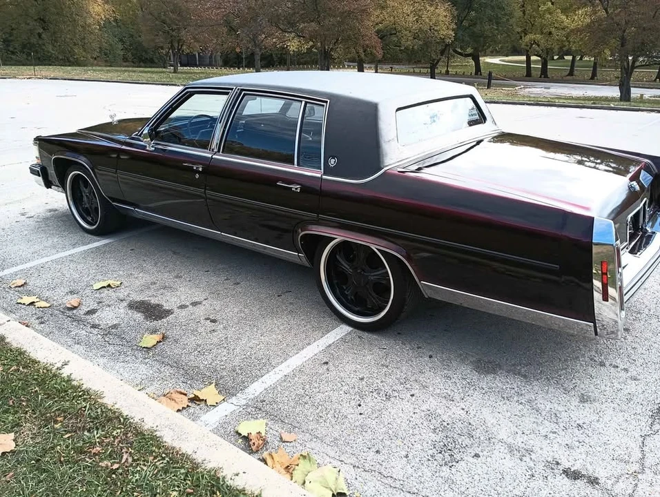 1987 Cadillac Brougham - Image 5 of 9