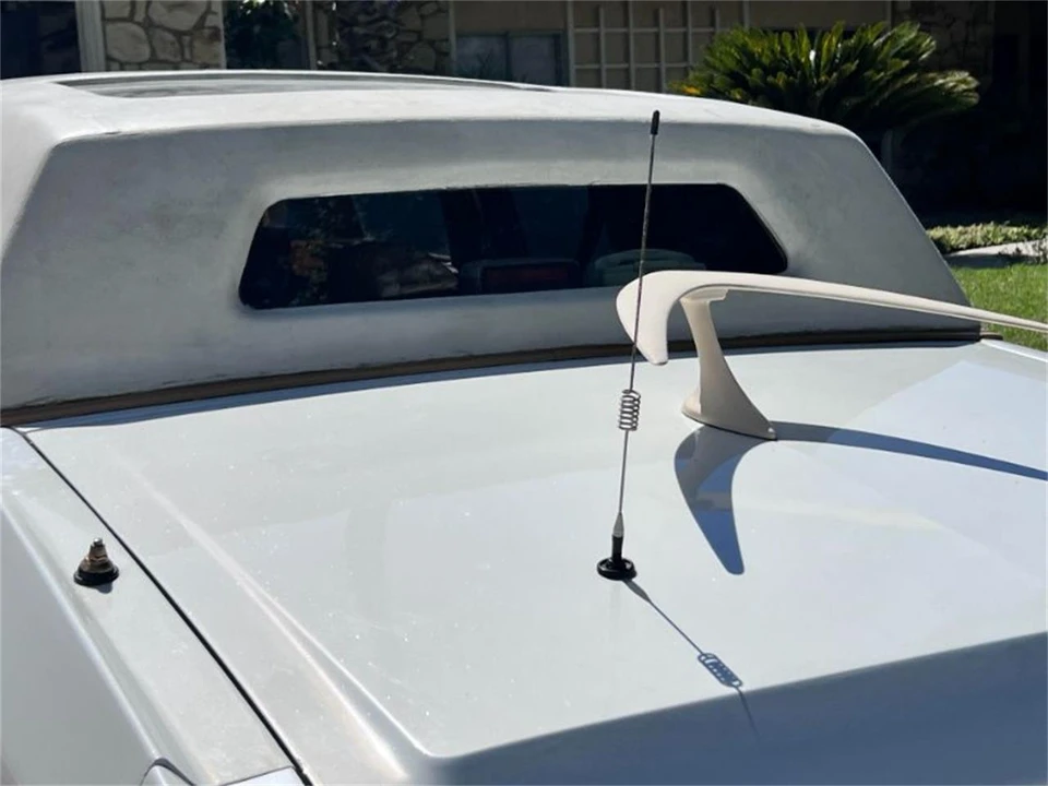 1987 Cadillac Fleetwood - Image 29 of 30