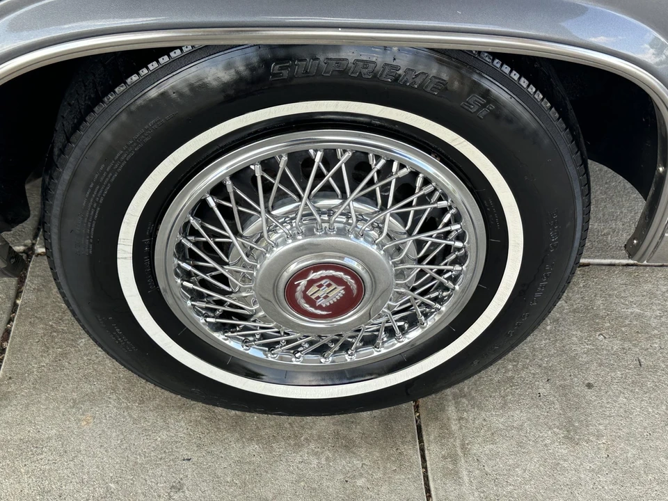 1987 Cadillac DeVille 6th Gen - Image 28 of 31