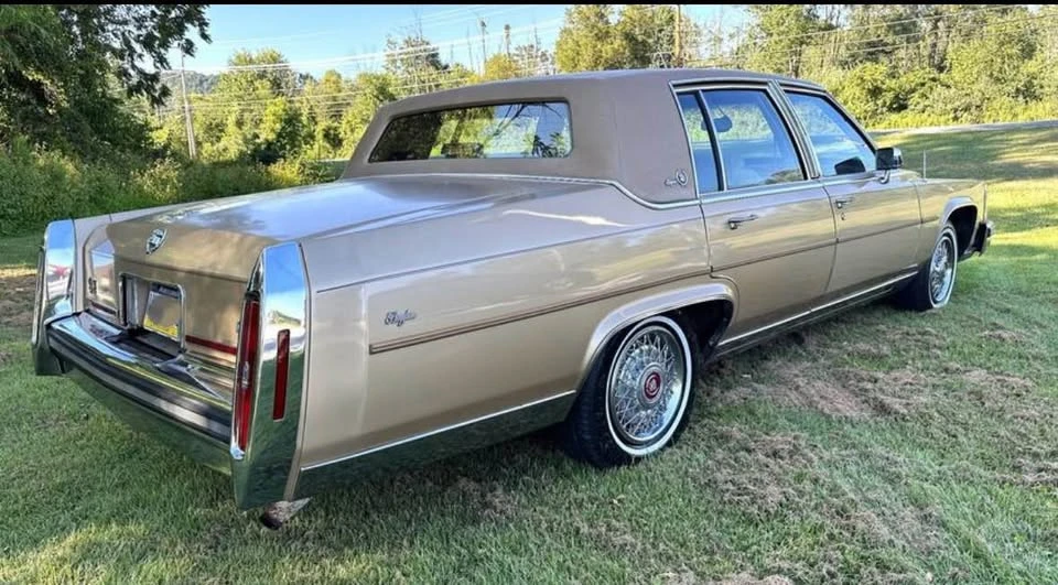 1987 Cadillac Brougham - Image 5 of 7
