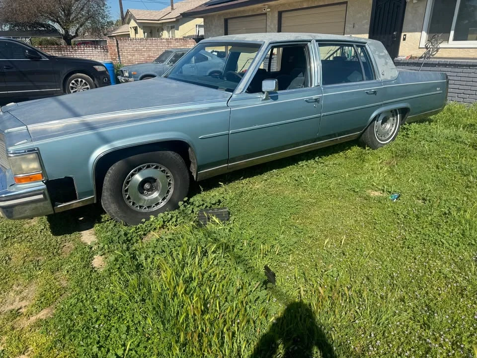 1987 Cadillac Fleetwood - Image 3 of 10