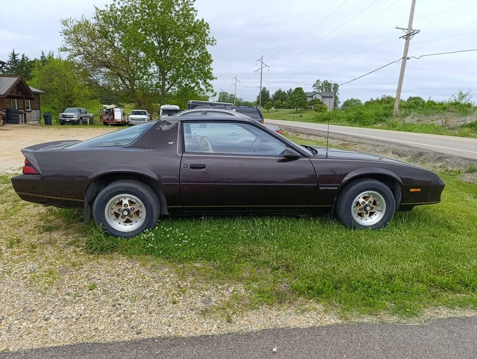 1987 Chevrolet Camaro 3rd Gen - Image 2 of 11