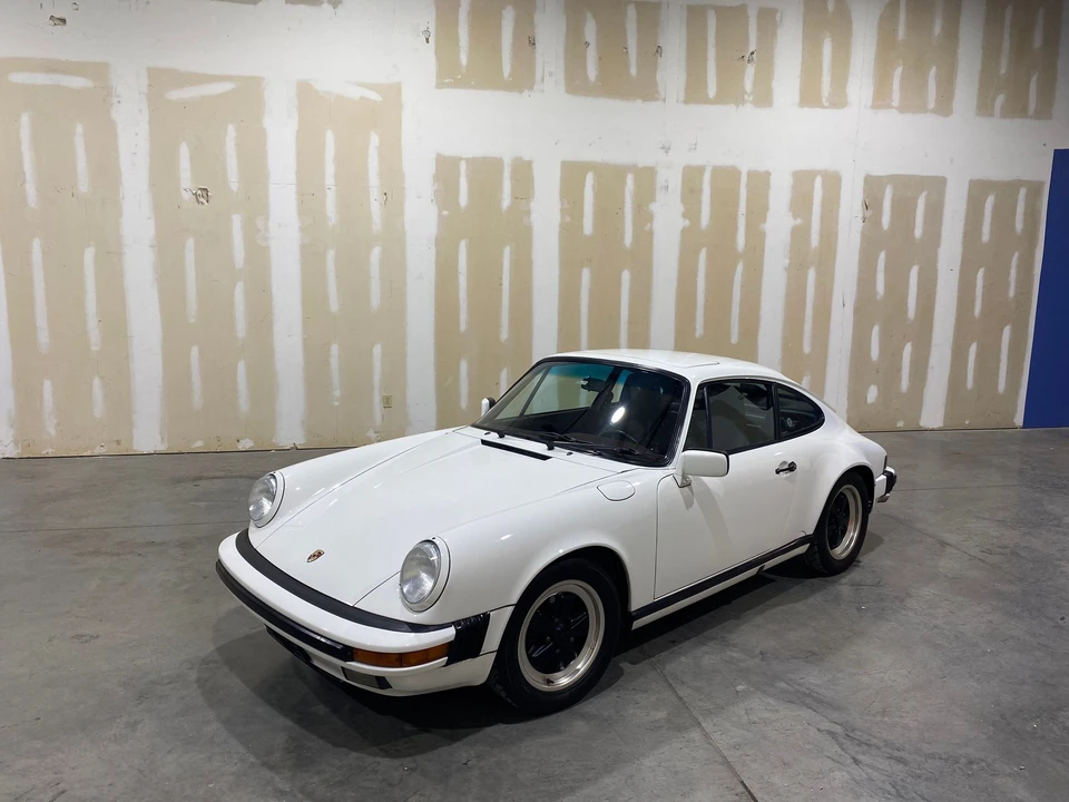 1987 Porsche 911 Carrera 3.2 - Image 3 of 31