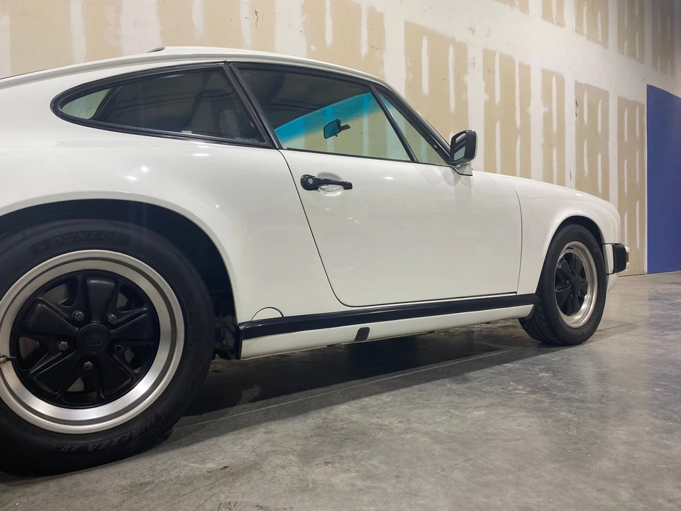 1987 Porsche 911 Carrera 3.2 - Image 8 of 31