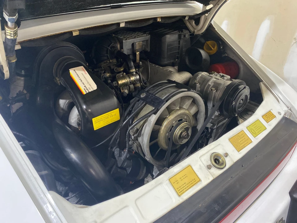 1987 Porsche 911 Carrera 3.2 - Image 21 of 31