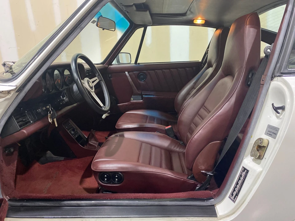1987 Porsche 911 Carrera 3.2 - Image 26 of 31