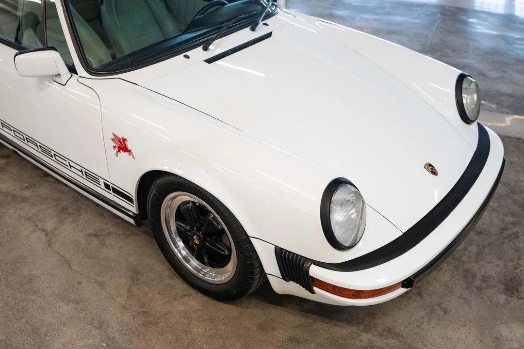 1987 Porsche 911 Carrera 3.2 - Image 11 of 31