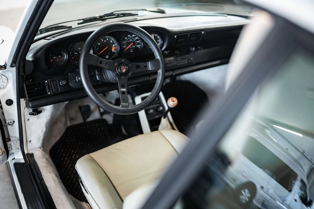 1987 Porsche 911 Carrera 3.2 - Image 30 of 31
