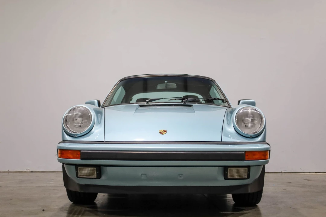1987 Porsche 911 Carrera 3.2 - Image 10 of 31