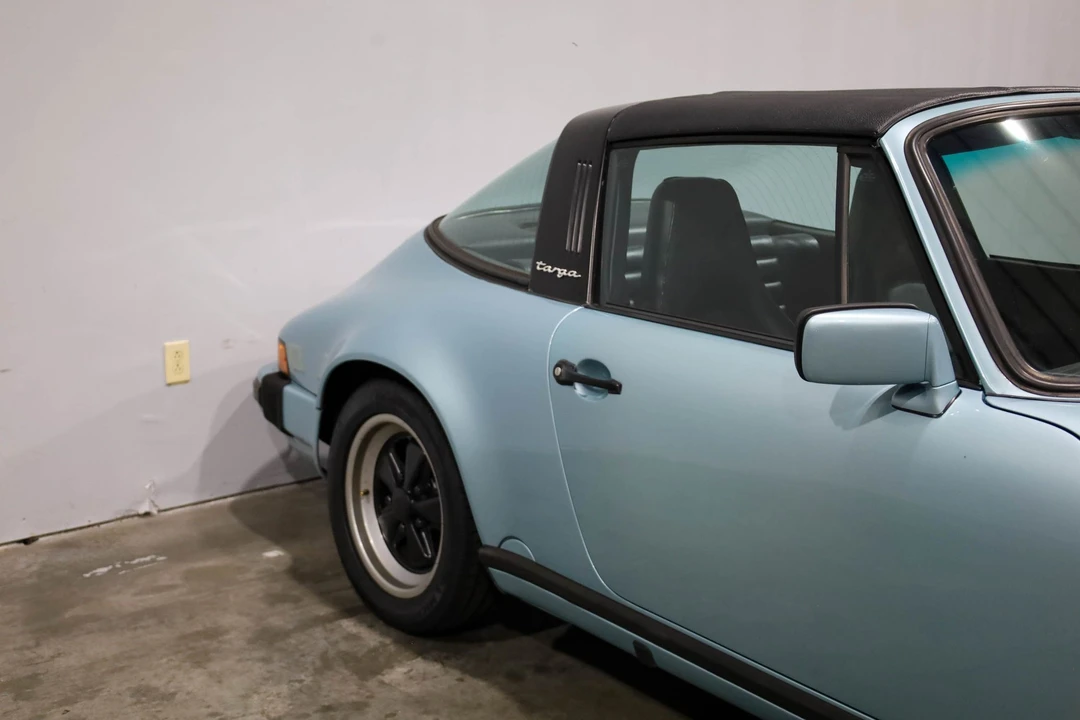 1987 Porsche 911 Carrera 3.2 - Image 9 of 31