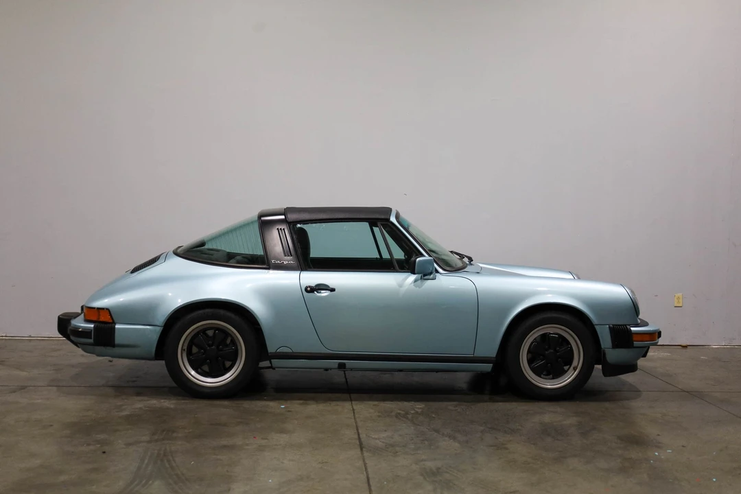 1987 Porsche 911 Carrera 3.2 - Image 15 of 31