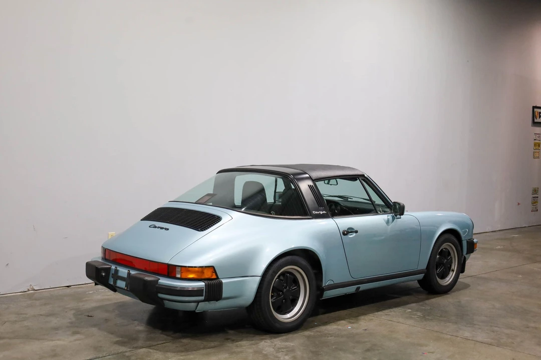 1987 Porsche 911 Carrera 3.2 - Image 6 of 31