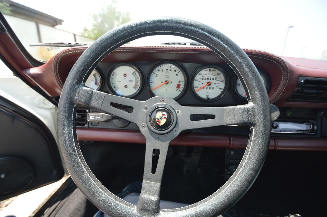 1987 Porsche 911 Carrera 3.2 - Image 10 of 24