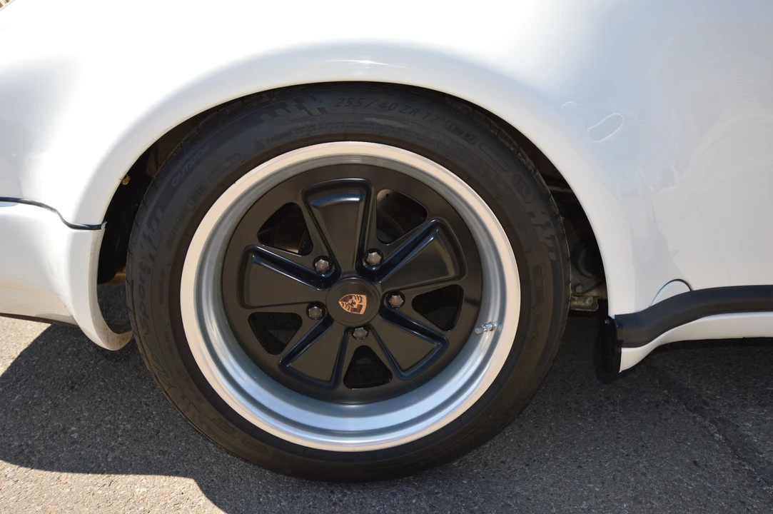 1987 Porsche 911 Carrera 3.2 - Image 17 of 24