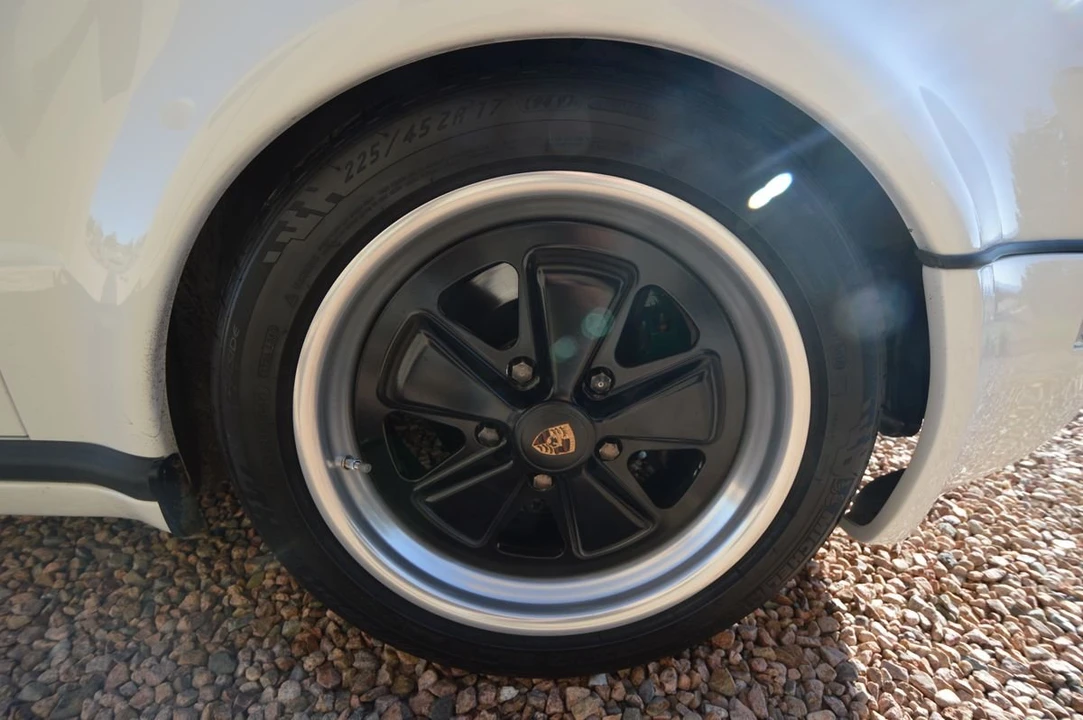 1987 Porsche 911 Carrera 3.2 - Image 20 of 24
