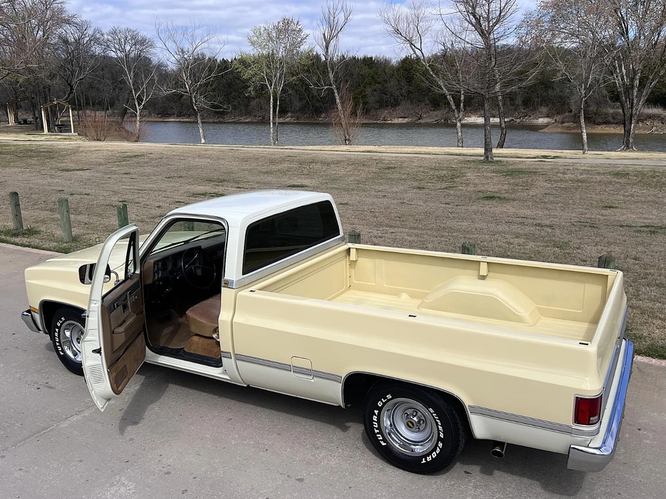 1987 Chevrolet C/K 3rd Gen - Image 17 of 21