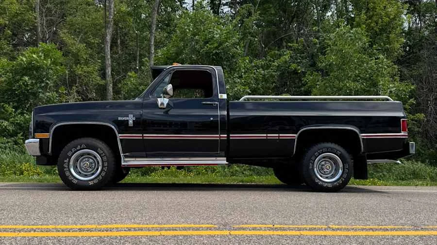 1987 Chevrolet C/K 3rd Gen - Image 2 of 31