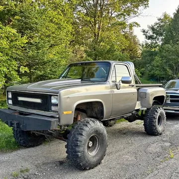 1987 Chevrolet 3500 Extended Cab & Chassis