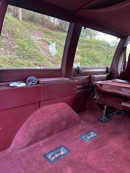 1987 Chevrolet Astro - Image 3 of 4