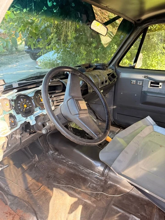 1987 Chevrolet Blazer - Image 3 of 12