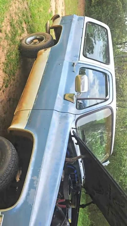 1987 Chevrolet Blazer - Image 2 of 7