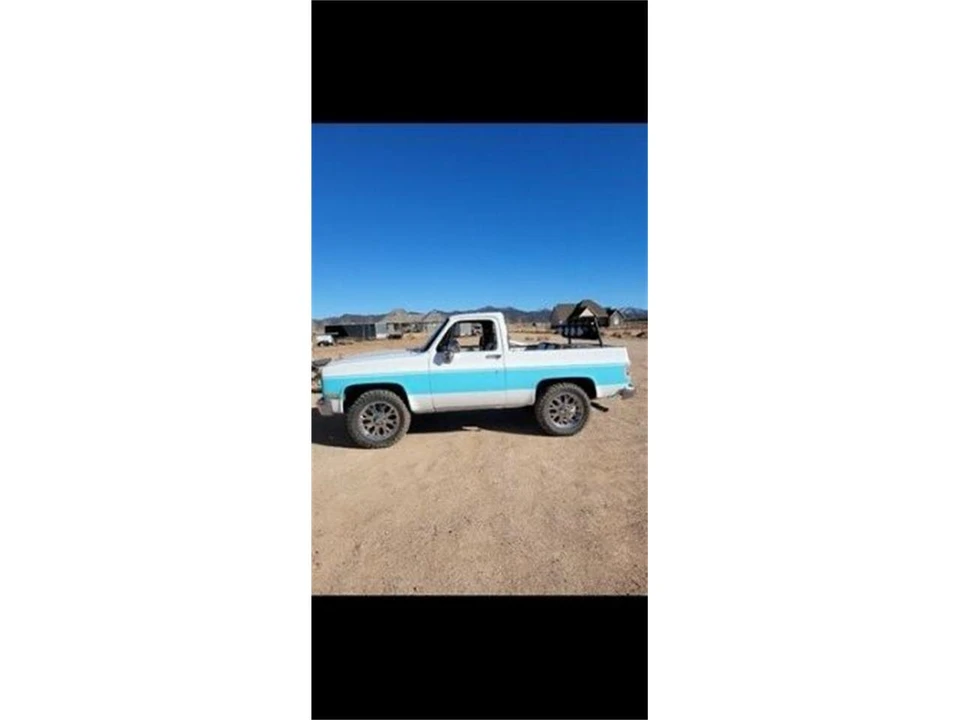 1987 Chevrolet K5 Blazer 2nd Gen - Image 3 of 18