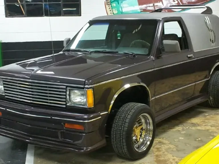 1987 Chevrolet Blazer - Image 2 of 2