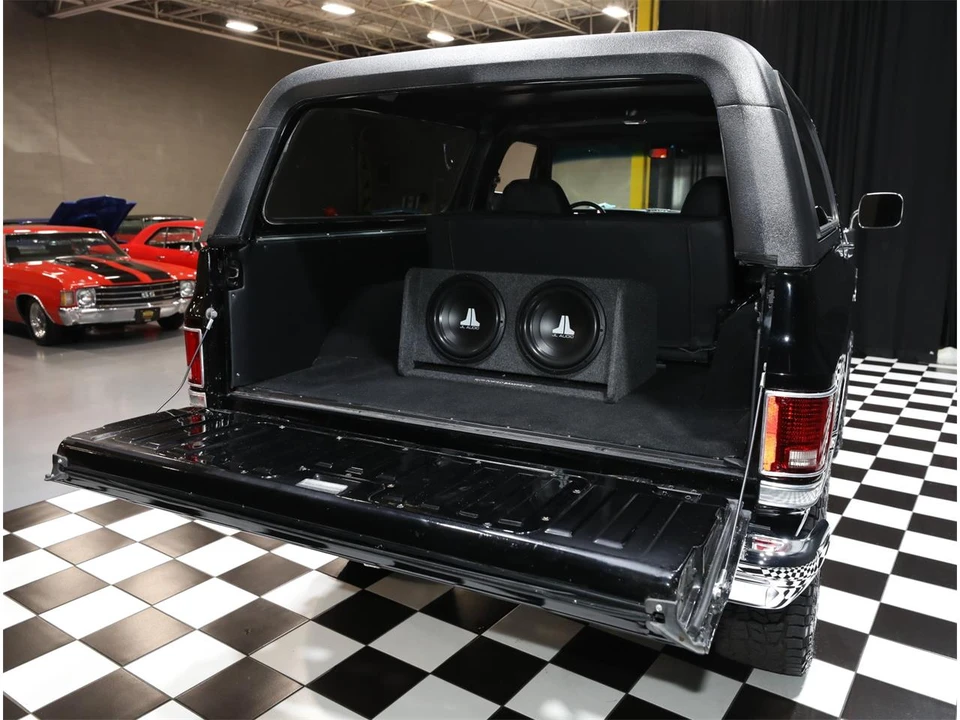 1987 Chevrolet K5 Blazer 2nd Gen - Image 5 of 31