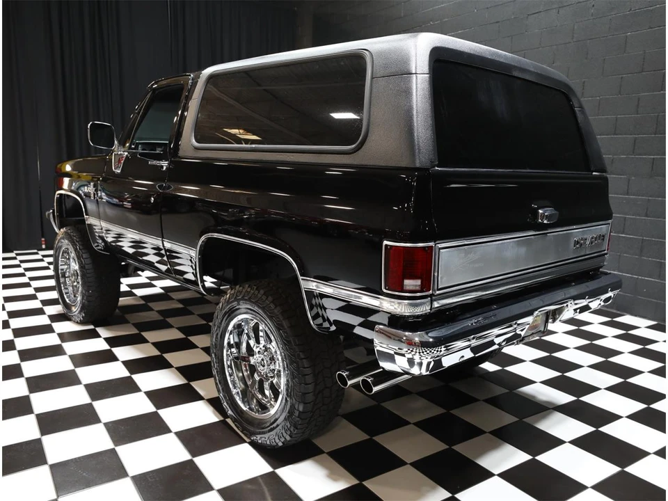 1987 Chevrolet K5 Blazer 2nd Gen - Image 25 of 31