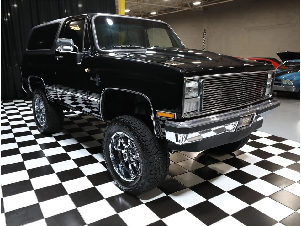 1987 Chevrolet K5 Blazer 2nd Gen - Image 14 of 31