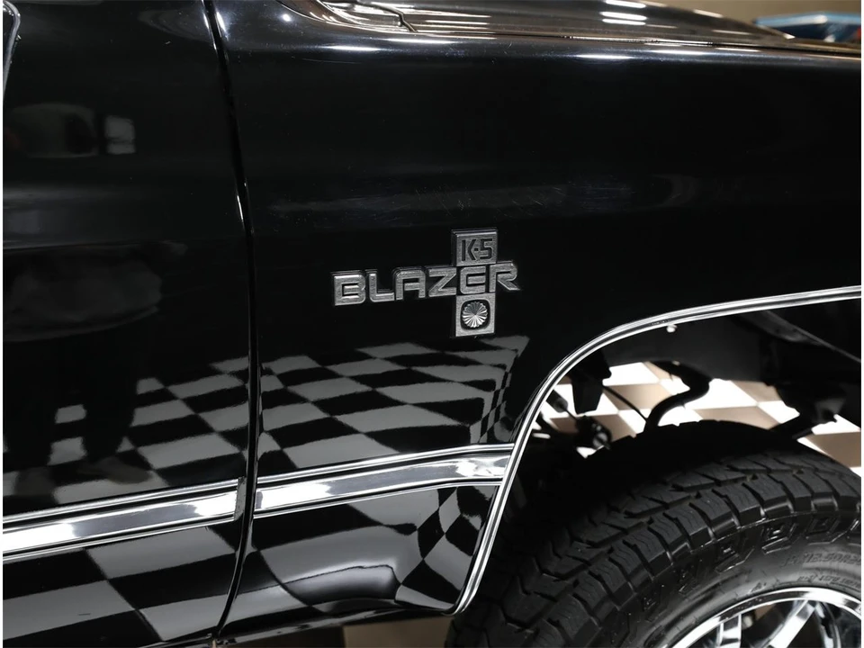 1987 Chevrolet K5 Blazer 2nd Gen - Image 16 of 31