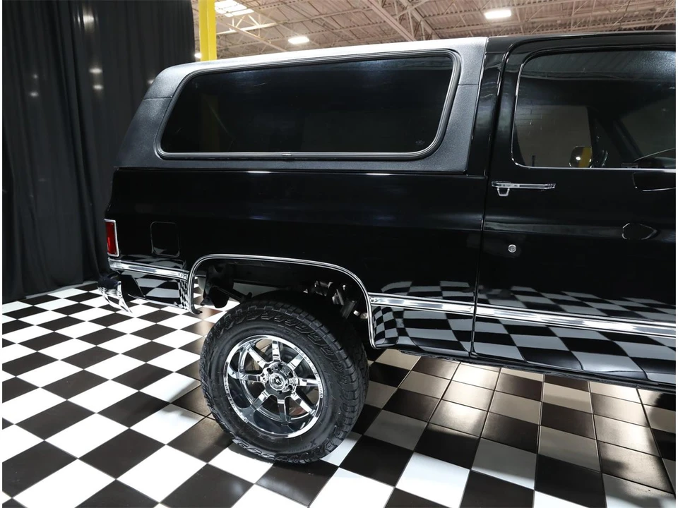 1987 Chevrolet K5 Blazer 2nd Gen - Image 19 of 31