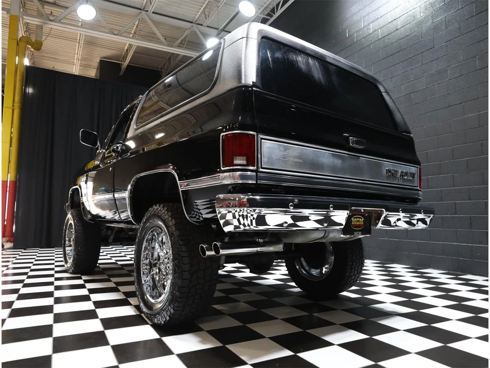 1987 Chevrolet K5 Blazer 2nd Gen - Image 24 of 31