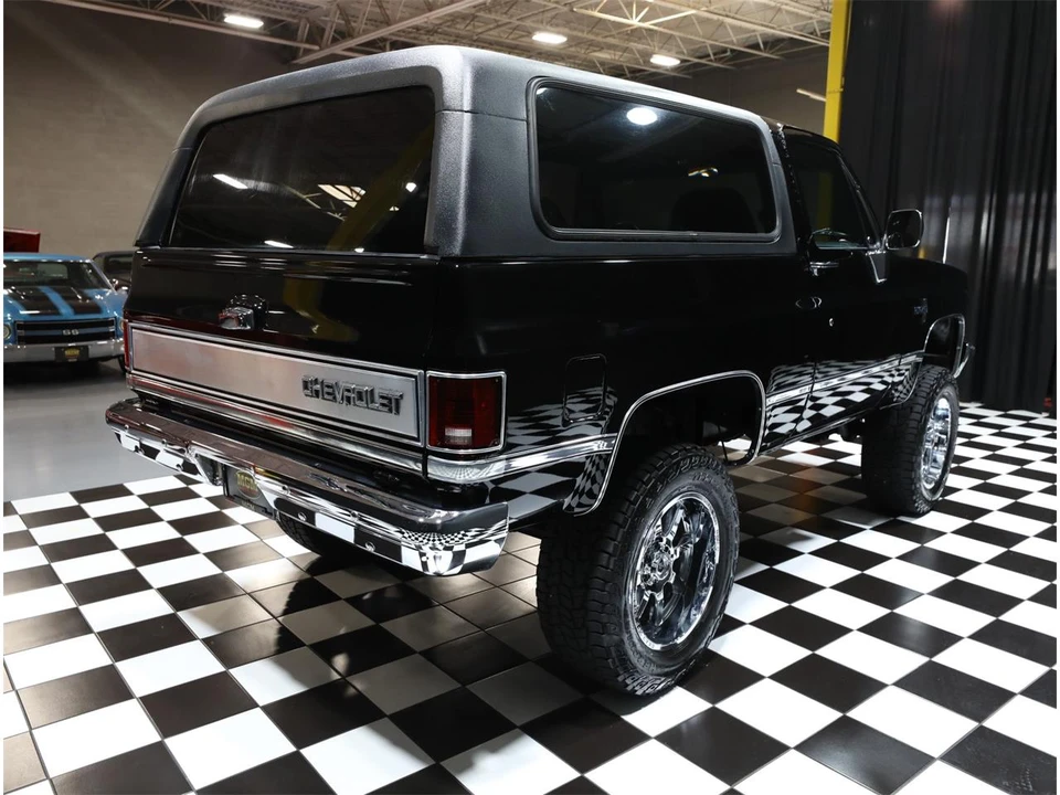 1987 Chevrolet K5 Blazer 2nd Gen - Image 20 of 31