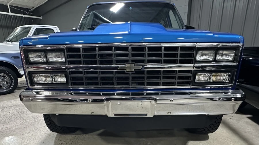 1987 Chevrolet Blazer - Image 7 of 24