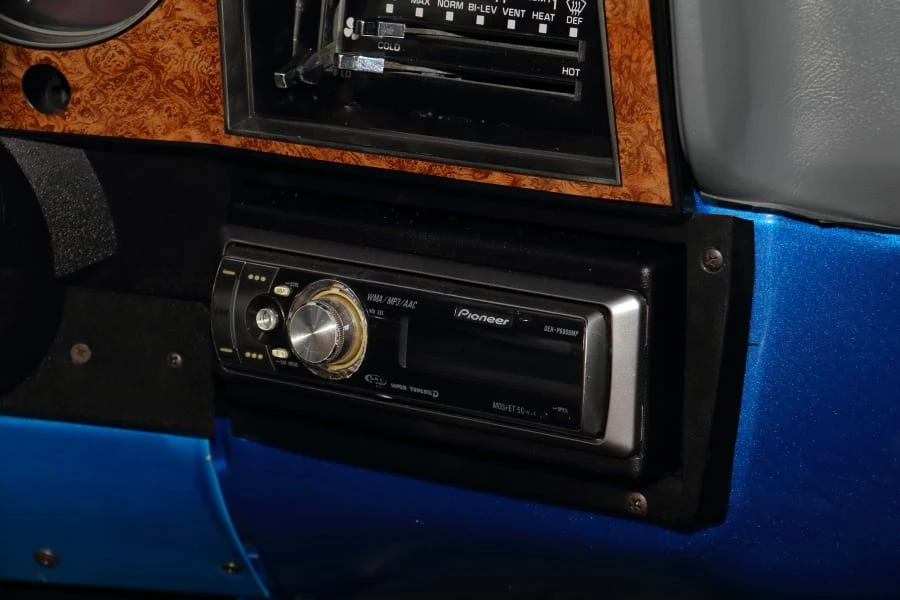 1987 Chevrolet Blazer - Image 21 of 31