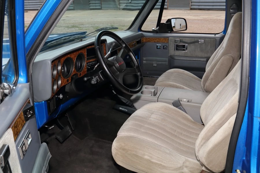 1987 Chevrolet Blazer - Image 16 of 28
