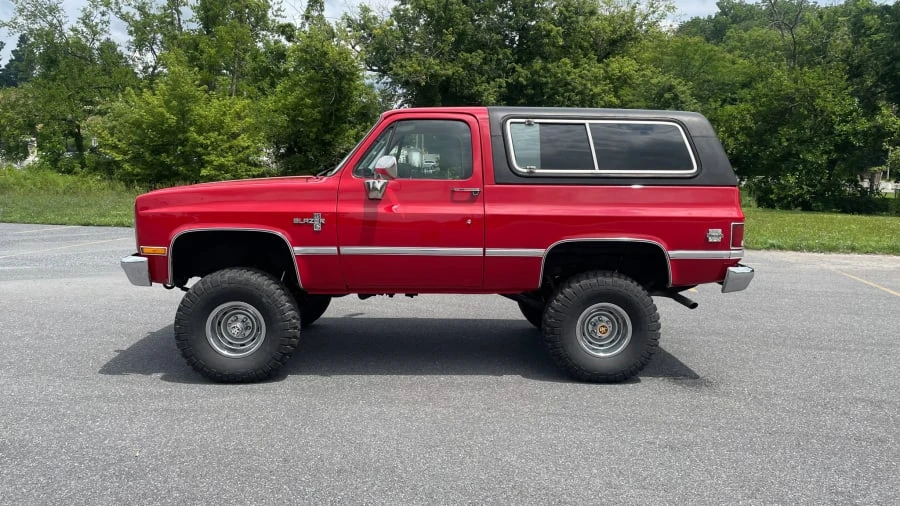 1987 Chevrolet Blazer - Image 2 of 16