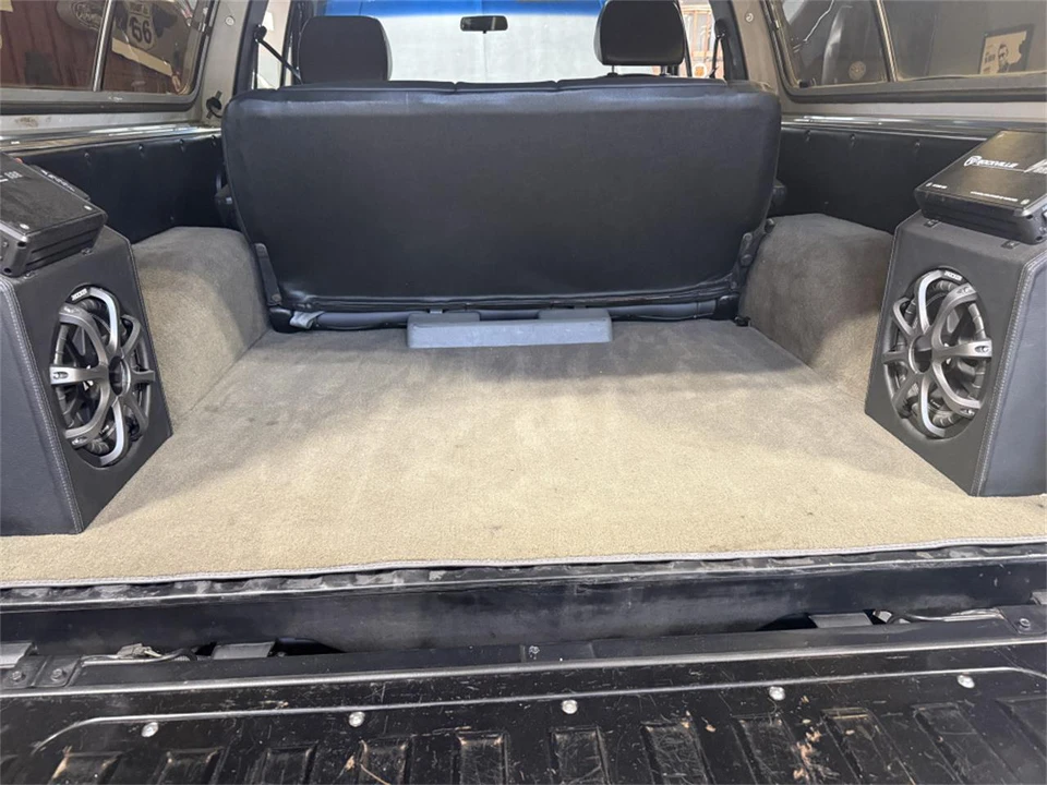 1987 Chevrolet K5 Blazer 2nd Gen - Image 16 of 19