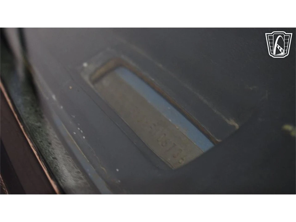 1987 Chevrolet K5 Blazer 2nd Gen - Image 17 of 31