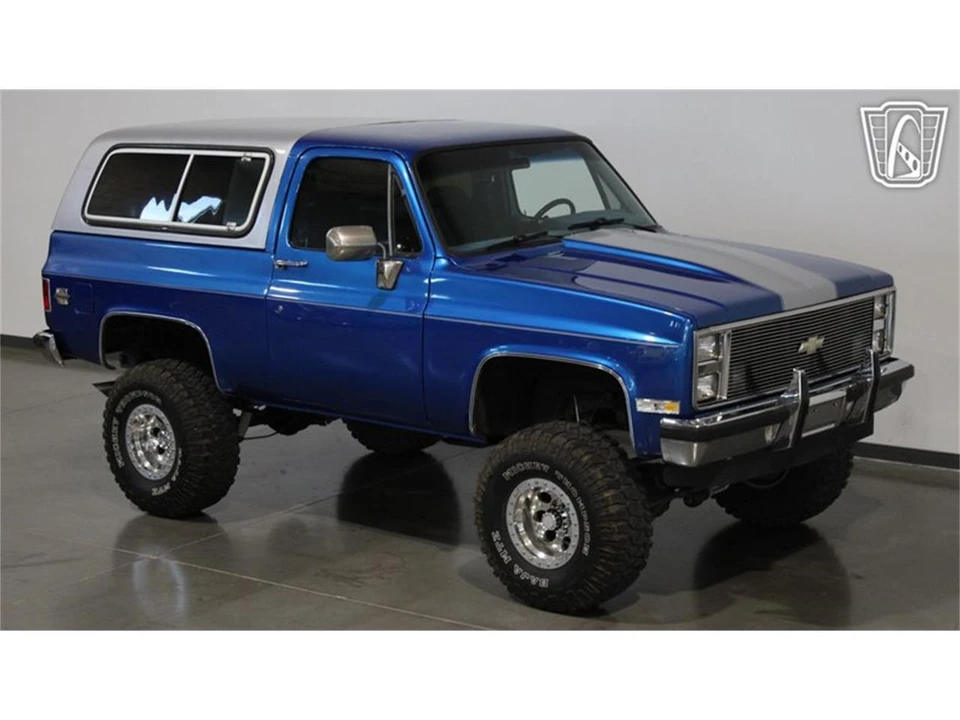 1987 Chevrolet K5 Blazer 2nd Gen - Image 7 of 31