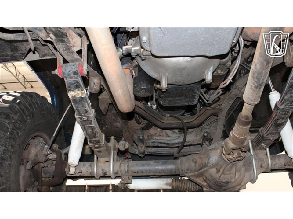 1987 Chevrolet K5 Blazer 2nd Gen - Image 18 of 31