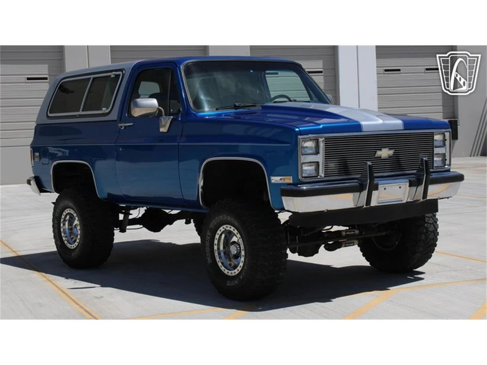 1987 Chevrolet K5 Blazer 2nd Gen - Image 4 of 31