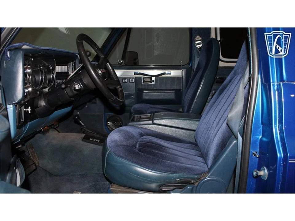 1987 Chevrolet K5 Blazer 2nd Gen - Image 15 of 31