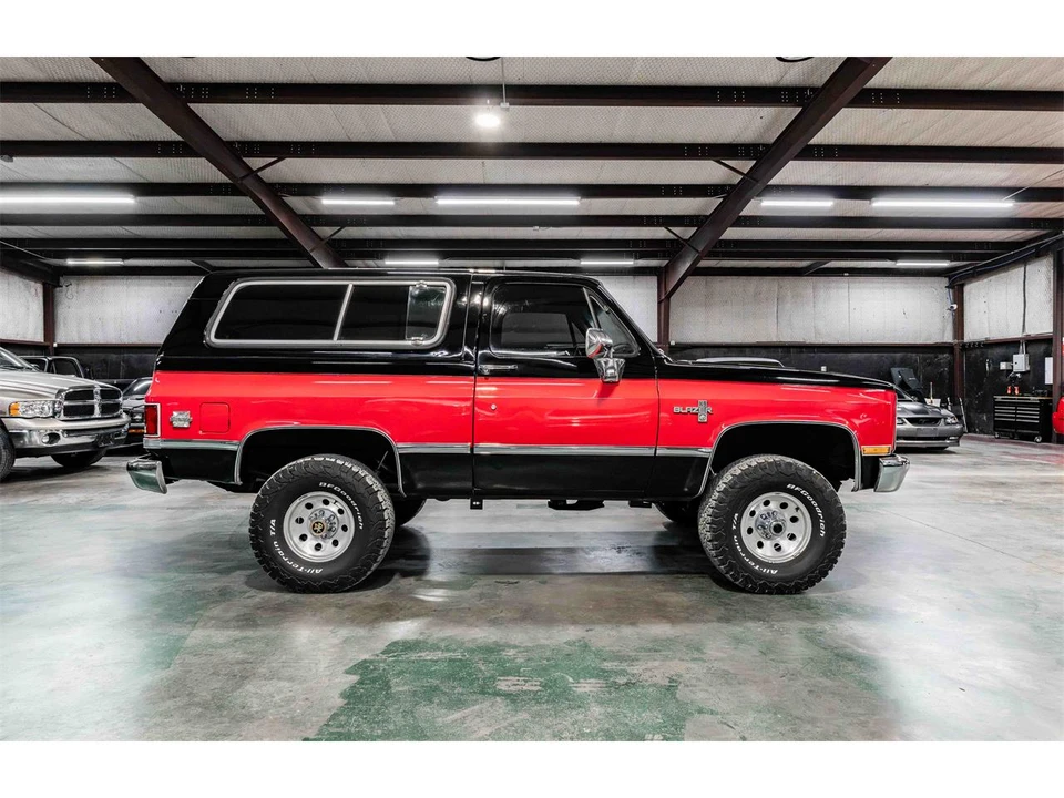 1987 Chevrolet K5 Blazer 2nd Gen - Image 6 of 22