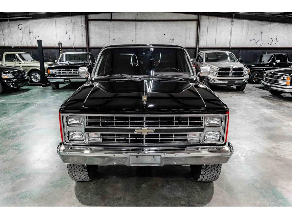 1987 Chevrolet K5 Blazer 2nd Gen - Image 8 of 22