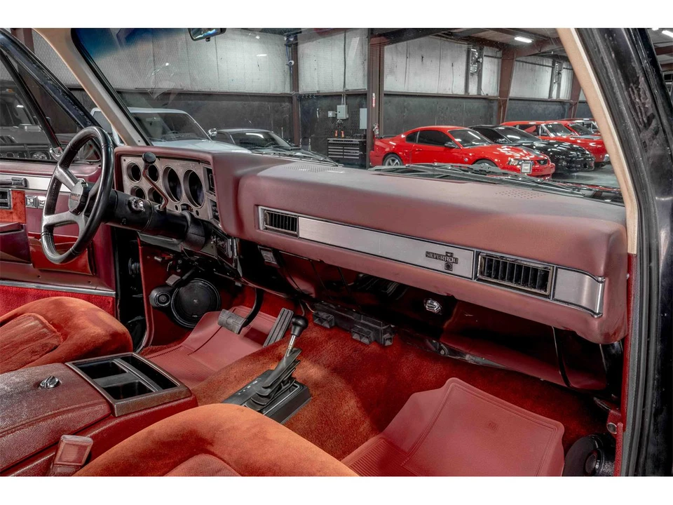 1987 Chevrolet K5 Blazer 2nd Gen - Image 17 of 22