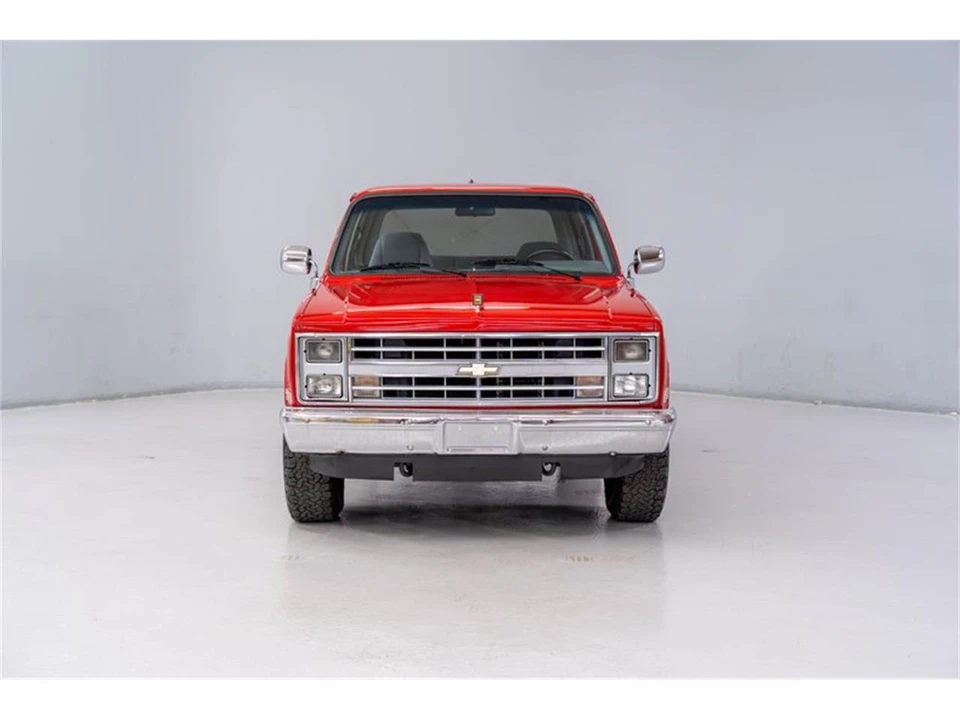 1987 Chevrolet K5 Blazer 2nd Gen - Image 4 of 31